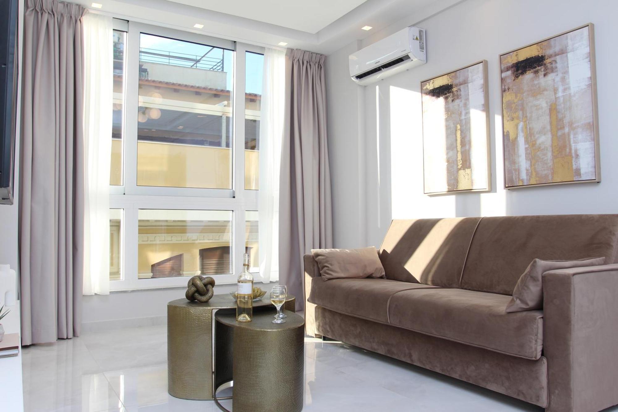 Central Metropolis Luxury Living Афины Экстерьер фото